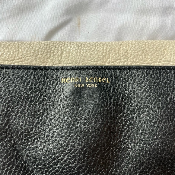 Henri Bendel Crosshatch Clutch, Henri Bendel Clutch, Black Orange and White Bag. - Picture 6 of 7
